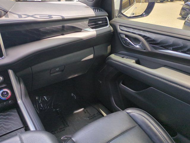 Used 2023 GMC Yukon Denali AWD/4WD image 16