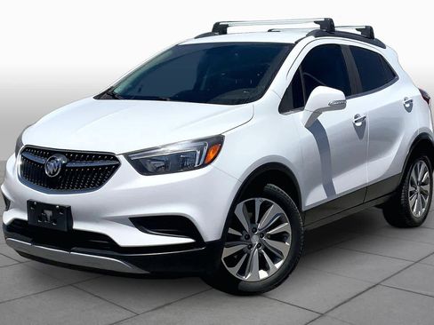 Used 2018 Buick Encore Preferred FWD image 1