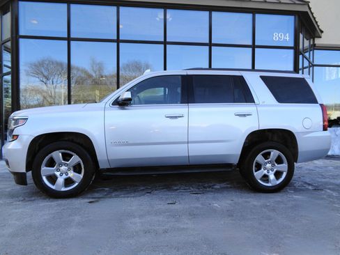 Used 2019 Chevrolet Tahoe LT w/ Luxury Package image 8