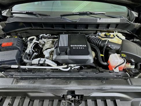 Used 2022 Chevrolet Silverado 1500 RST image 9