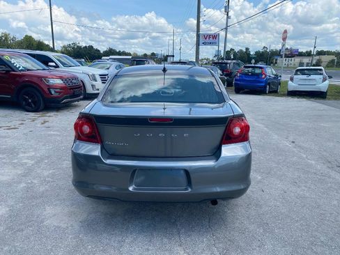 Used 2013 Dodge Avenger SE FWD image 8