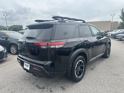 Used 2024 Nissan Pathfinder Rock Creek AWD/4WD image 4