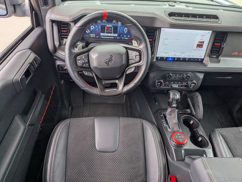 Certified 2025 Ford Bronco Raptor AWD/4WD image 32