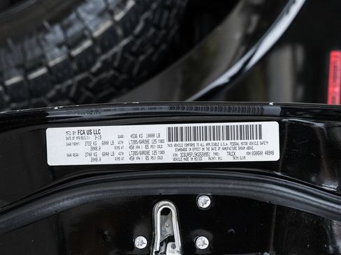 Used 2019 RAM 2500 Laramie AWD/4WD image 58