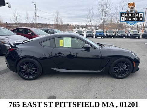 Used 2023 Toyota GR86 Premium w/ ALL Weather Mat Package (TMS) RWD image 9