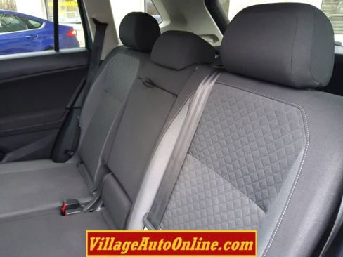 Used 2019 Volkswagen Tiguan S image 21