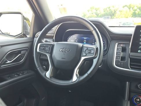 Used 2024 Chevrolet Tahoe Z71 w/ Luxury Package AWD/4WD image 43