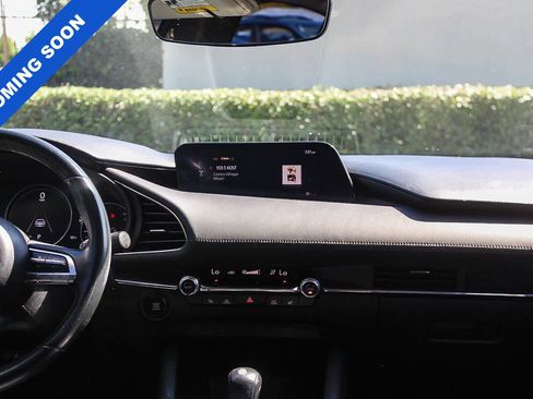 Used 2020 MAZDA MAZDA3 AWD Sedan w/ Preferred Package image 19