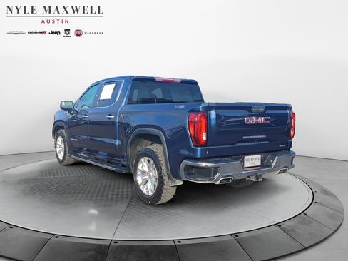 Used 2021 GMC Sierra 1500 SLT w/ X31 Off-Road Package AWD/4WD image 14