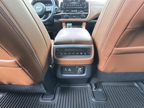 Used 2024 Nissan Pathfinder Platinum w/ Cargo Package AWD/4WD image 23