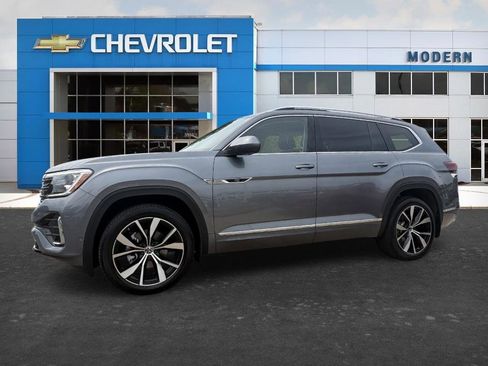 Used 2024 Volkswagen Atlas SEL Premium R-Line AWD/4WD image 1
