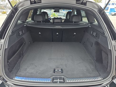 Used 2026 Mercedes-Benz GLC 300 image 12