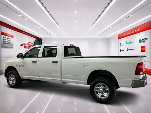 Used 2018 RAM 3500 Tradesman w/ Chrome Appearance Group AWD/4WD image 5