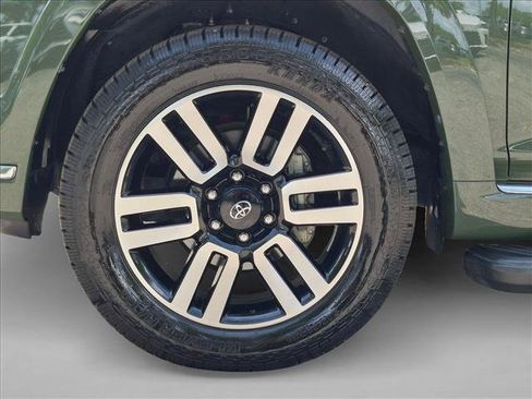 Used 2022 Toyota 4Runner Limited AWD/4WD image 24