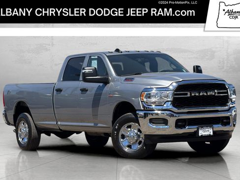 Used 2024 RAM 3500 Tradesman w/ Chrome Appearance Group AWD/4WD image 1