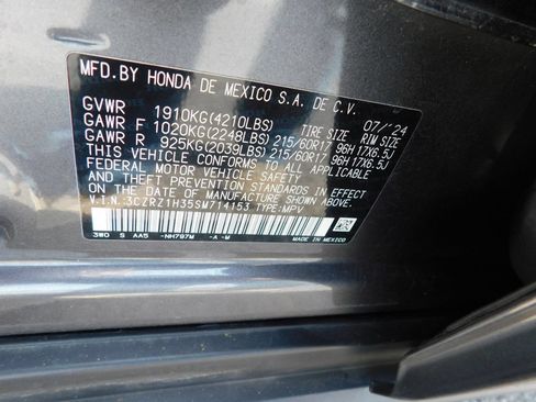 Used 2025 Honda HR-V LX image 11