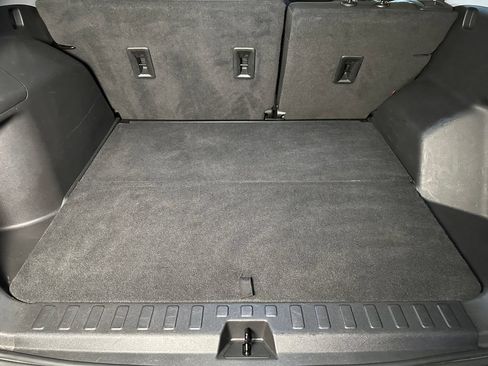 Used 2022 GMC Terrain SLE w/ Driver Convenience Package AWD/4WD image 22