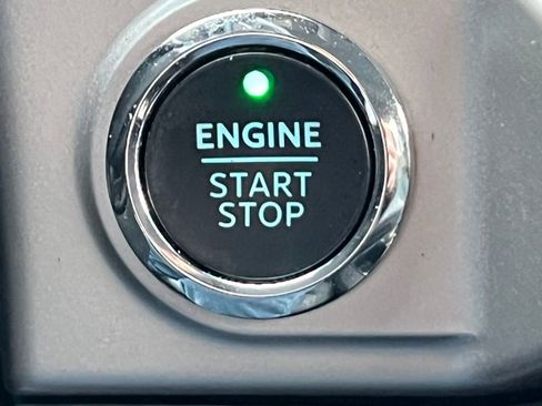 Certified 2023 Ford F150 XLT w/ Equipment Group 302A High image 33