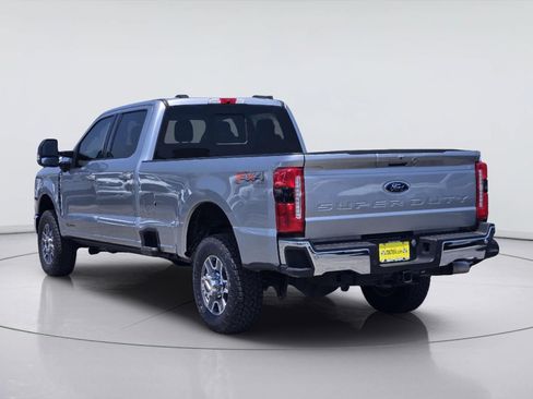 Used 2024 Ford F350 Lariat w/ FX4 Off-Road Package AWD/4WD image 6