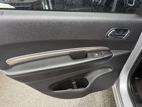 Used 2017 Dodge Durango GT AWD/4WD image 16