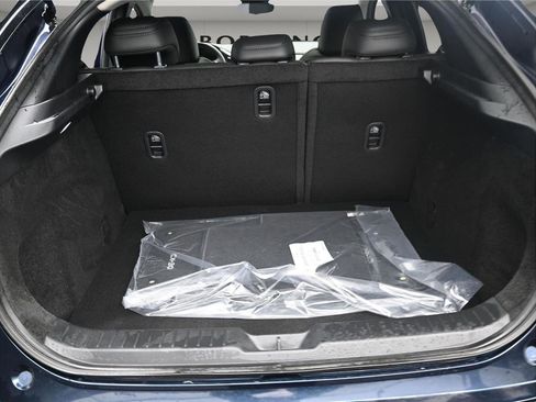 Used 2025 MAZDA CX-30 AWD 2.5 S w/ Preferred Package image 7