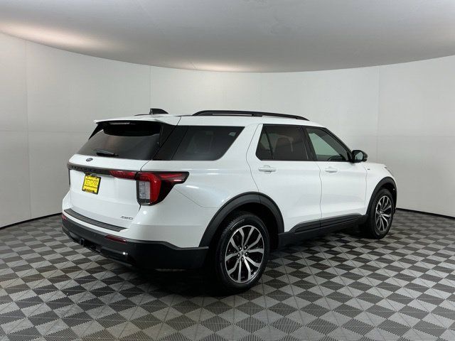 Used 2026 Ford Explorer ST-Line AWD/4WD image 5