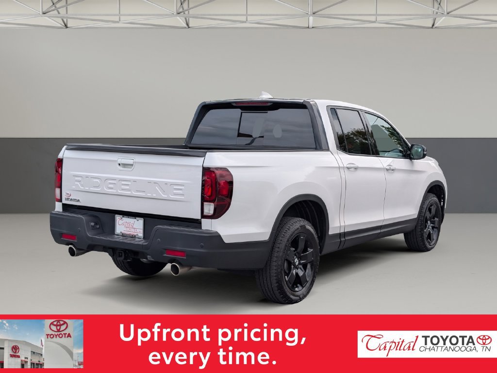 Used 2025 Honda Ridgeline Black Edition image 7