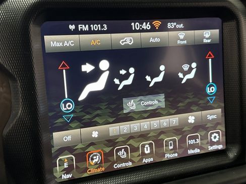 Used 2020 Jeep Wrangler Unlimited Sahara w/ Uconnect 4C Nav & Sound Group image 29