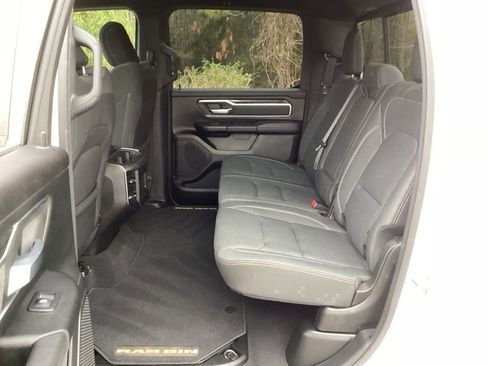 Used 2019 RAM 1500 Big Horn image 33