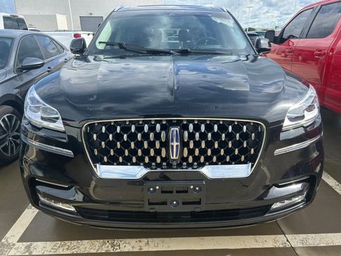Used 2022 Lincoln Aviator Grand Touring w/ Equipment Group 301A AWD/4WD image 14