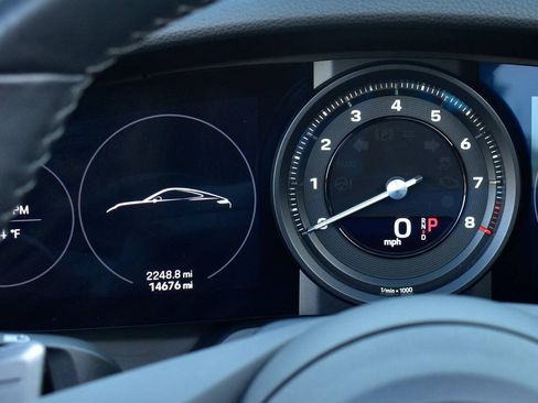 Used 2020 Porsche 911 Carrera image 10