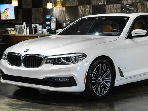 Used 2018 BMW 540i xDrive w/ Premium Package AWD/4WD image 8