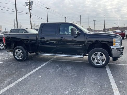 Used 2013 Chevrolet Silverado 2500 LT w/ Interior Plus Package image 8