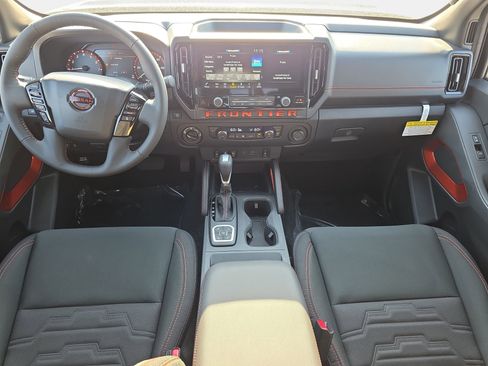 New 2026 Nissan Frontier PRO-4X w/ Tow Package AWD/4WD image 9
