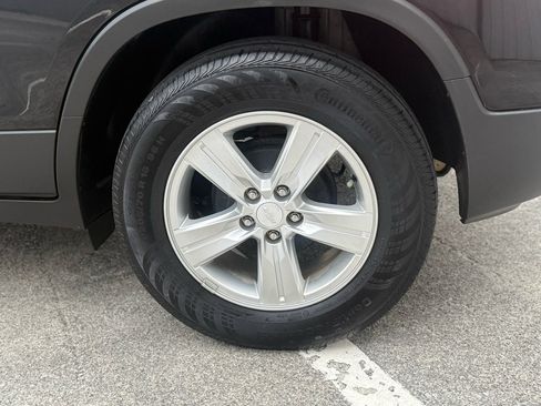 Used 2020 Chevrolet Trax LT w/ Driver Confidence Package image 10