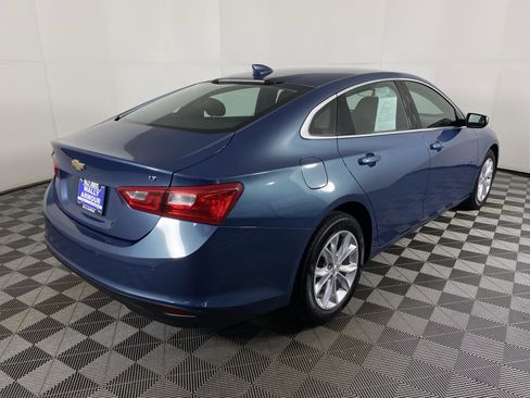 Used 2025 Chevrolet Malibu LT image 7