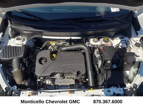 Used 2024 GMC Terrain SLE w/ Driver Convenience Package FWD image 12