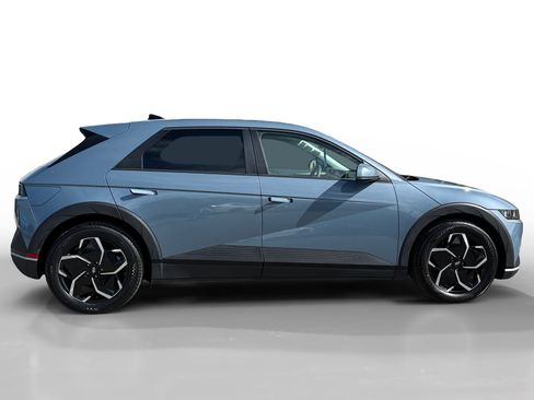 Certified 2024 Hyundai Ioniq 5 SEL RWD image 6