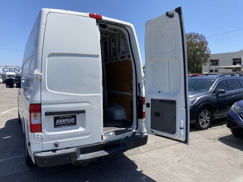 Used 2019 Nissan NV 2500 SV RWD image 18