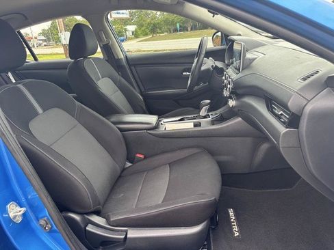Used 2020 Nissan Sentra SV FWD image 16