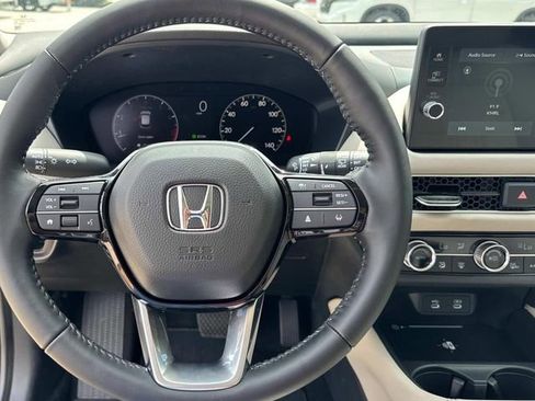 New 2026 Honda HR-V EX-L image 9