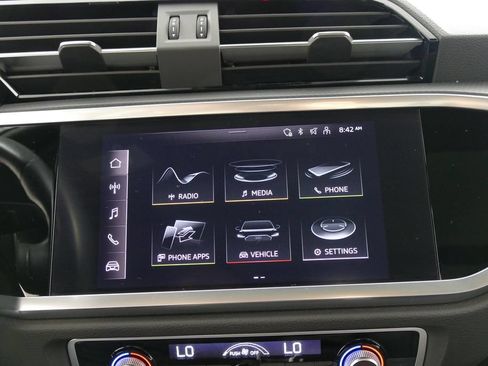 Used 2022 Audi Q3 2.0T Premium Plus w/ Premium Plus Package AWD/4WD image 17