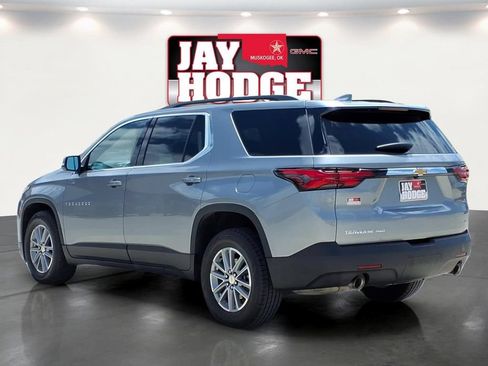 Used 2023 Chevrolet Traverse LT AWD/4WD image 4
