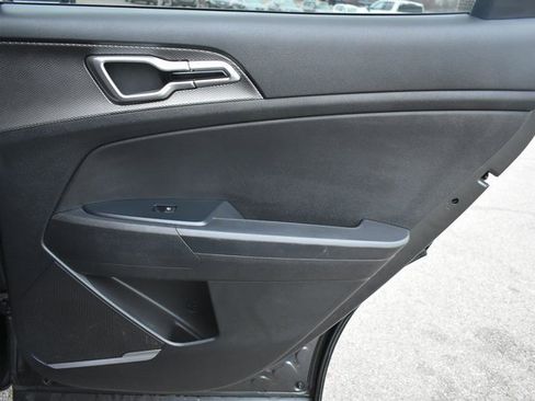 Used 2023 Kia Sportage LX image 37