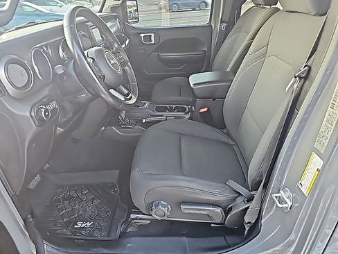 Certified 2019 Jeep Wrangler Unlimited Sport S image 2