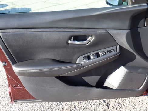 Used 2024 Nissan Sentra SV image 13