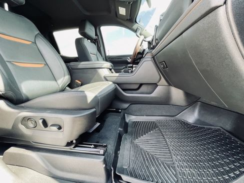 Used 2023 GMC Sierra 1500 AT4 w/ AT4 Premium Package image 29