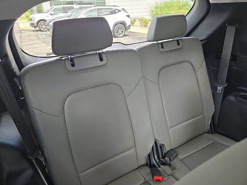 Used 2016 Hyundai Santa Fe Limited w/ Option Group 04 FWD image 38