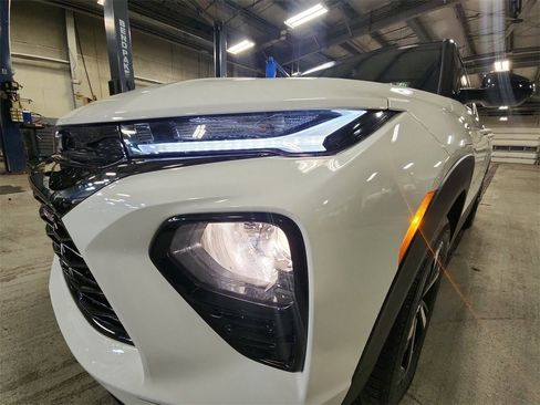 Certified 2023 Chevrolet TrailBlazer RS w/ Sun and Liftgate Package image 29