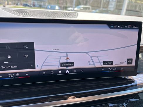 Used 2026 BMW X5 xDrive40i w/ M Sport Package image 12